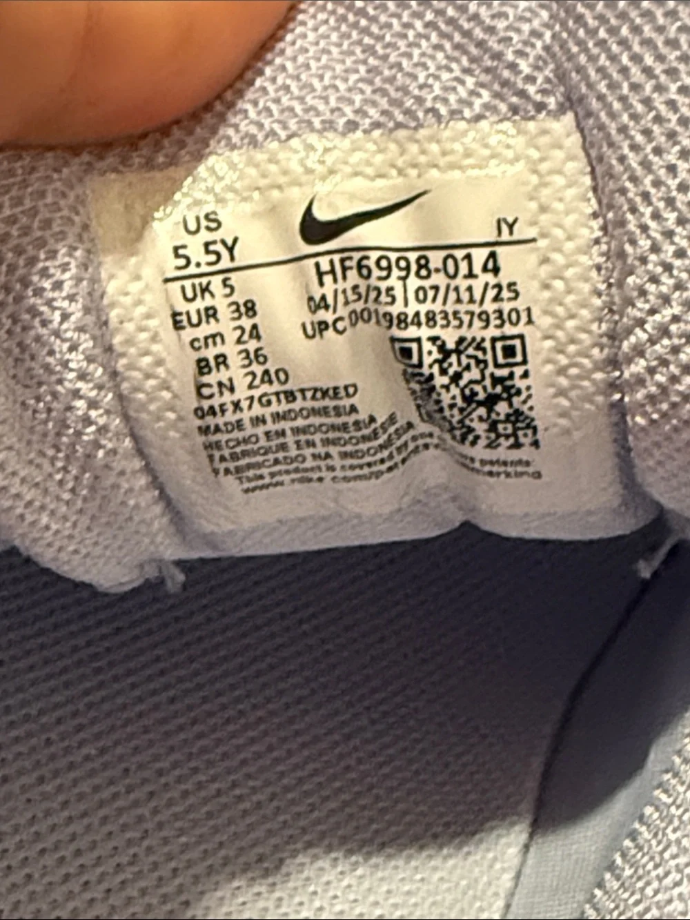 NWT Nike Big Kid Vomero 5’s